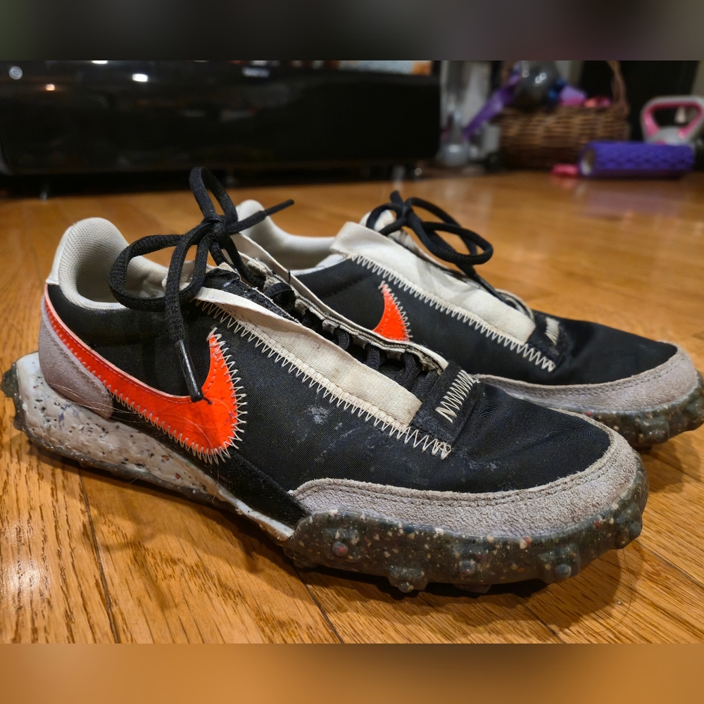 NIKE Black Waffle Racer Crater Casual Sneaker, sz 6